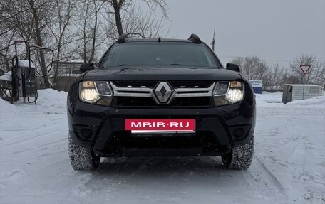 Renault Duster I рестайлинг, 2016 год, 950 000 рублей, 2 фотография
