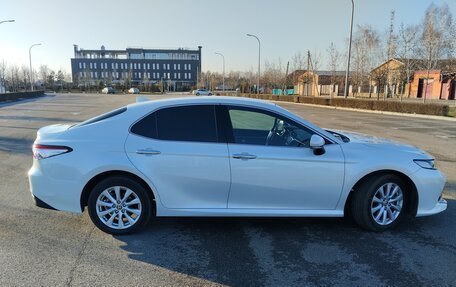 Toyota Camry, 2020 год, 3 600 000 рублей, 5 фотография