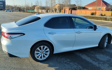 Toyota Camry, 2020 год, 3 600 000 рублей, 7 фотография