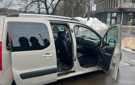 Peugeot Partner II рестайлинг 2, 2010 год, 620 000 рублей, 3 фотография