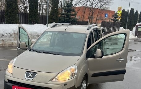 Peugeot Partner II рестайлинг 2, 2010 год, 620 000 рублей, 5 фотография