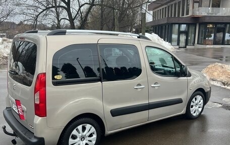 Peugeot Partner II рестайлинг 2, 2010 год, 620 000 рублей, 11 фотография