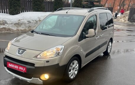 Peugeot Partner II рестайлинг 2, 2010 год, 620 000 рублей, 6 фотография