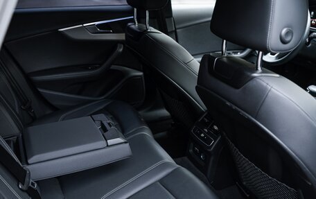 Audi A4, 2021 год, 3 350 000 рублей, 28 фотография