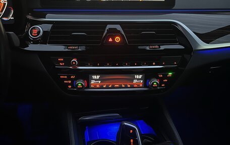 BMW 5 серия, 2022 год, 5 490 000 рублей, 6 фотография