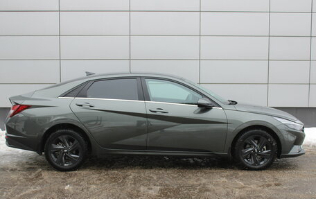 Hyundai Elantra, 2021 год, 2 255 000 рублей, 4 фотография