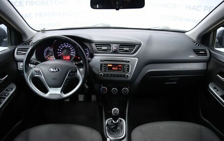 KIA Rio III рестайлинг, 2017 год, 990 000 рублей, 15 фотография
