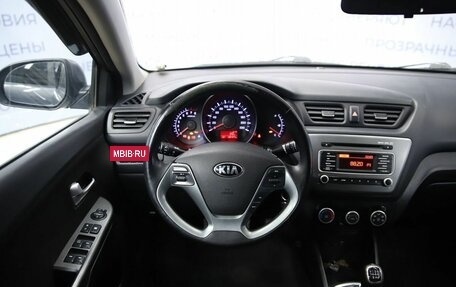 KIA Rio III рестайлинг, 2017 год, 990 000 рублей, 12 фотография