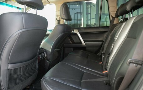 Toyota Land Cruiser Prado 150 рестайлинг 2, 2015 год, 3 298 000 рублей, 17 фотография