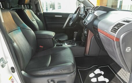 Toyota Land Cruiser Prado 150 рестайлинг 2, 2015 год, 3 298 000 рублей, 21 фотография