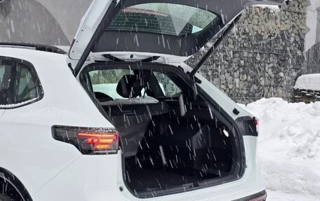 Volkswagen Tiguan, 2025 год, 4 280 000 рублей, 6 фотография