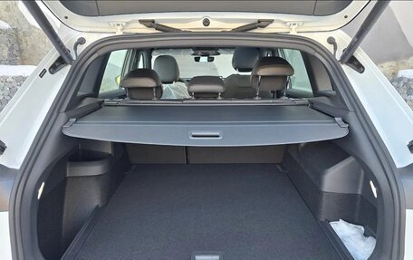 Volkswagen Tiguan, 2025 год, 4 280 000 рублей, 22 фотография