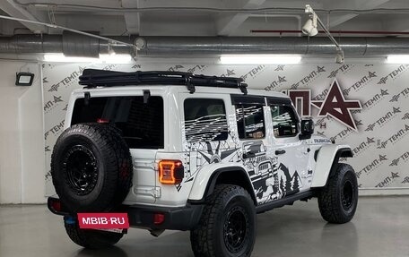 Jeep Wrangler, 2022 год, 7 600 000 рублей, 16 фотография