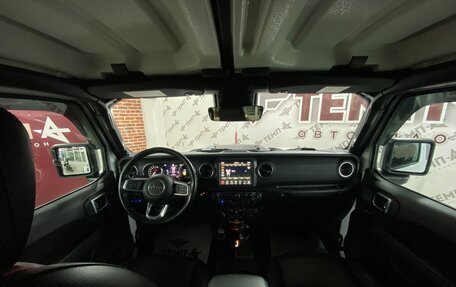 Jeep Wrangler, 2022 год, 7 600 000 рублей, 29 фотография