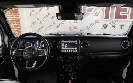 Jeep Wrangler, 2022 год, 7 600 000 рублей, 30 фотография