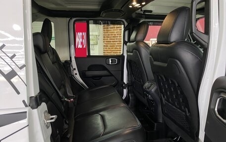 Jeep Wrangler, 2022 год, 7 600 000 рублей, 25 фотография