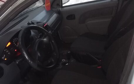 Renault Logan I, 2006 год, 110 000 рублей, 2 фотография