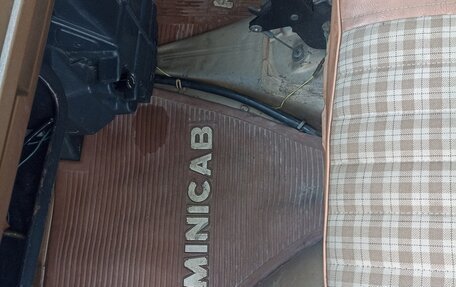 Mitsubishi Minicab, 1990 год, 450 000 рублей, 17 фотография