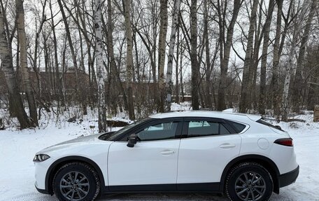 Mazda CX-4, 2022 год, 1 970 000 рублей, 5 фотография