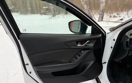 Mazda CX-4, 2022 год, 1 970 000 рублей, 13 фотография