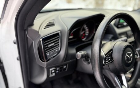 Mazda CX-4, 2022 год, 1 970 000 рублей, 17 фотография