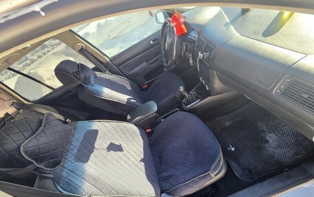 Volkswagen Golf IV, 1999 год, 260 000 рублей, 6 фотография