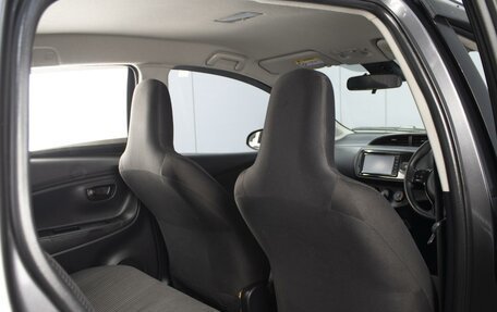 Toyota Vitz, 2017 год, 960 000 рублей, 8 фотография