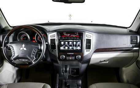 Mitsubishi Pajero IV, 2020 год, 4 099 000 рублей, 13 фотография