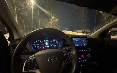 Hyundai Solaris II рестайлинг, 2021 год, 2 000 000 рублей, 1 фотография