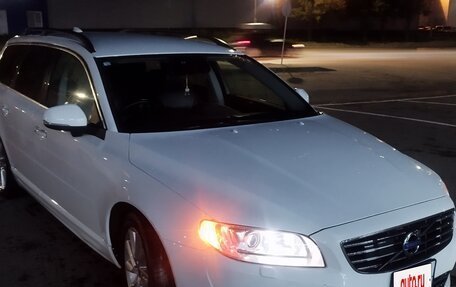 Volvo V70 III рестайлинг, 2013 год, 1 199 999 рублей, 1 фотография