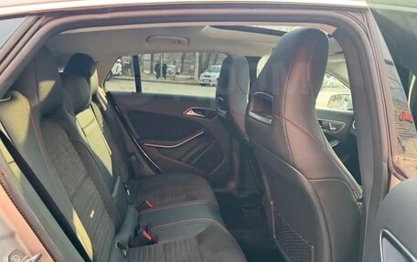 Mercedes-Benz C-Класс, 2018 год, 1 950 000 рублей, 8 фотография