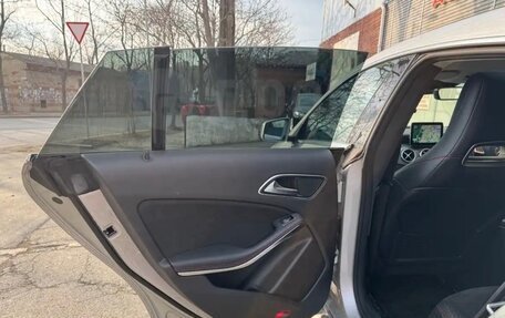 Mercedes-Benz C-Класс, 2018 год, 1 950 000 рублей, 7 фотография