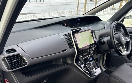 Nissan Serena IV, 2019 год, 2 150 000 рублей, 7 фотография