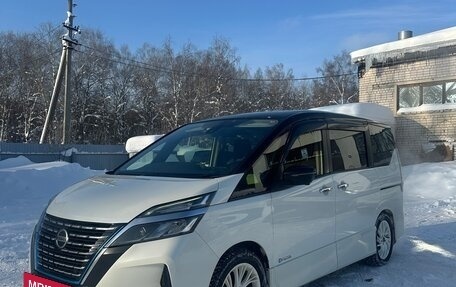 Nissan Serena IV, 2019 год, 2 150 000 рублей, 3 фотография