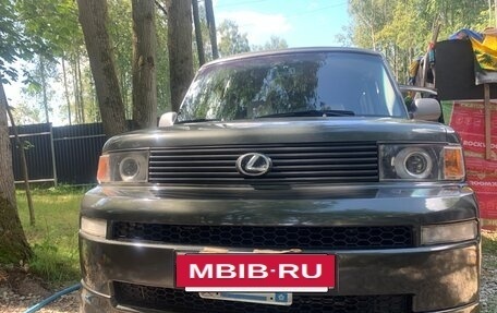 Scion xB II рестайлинг, 2004 год, 800 000 рублей, 5 фотография