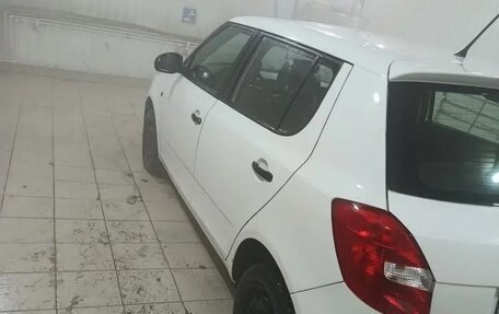 Skoda Fabia II, 2011 год, 530 000 рублей, 3 фотография