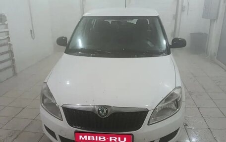 Skoda Fabia II, 2011 год, 530 000 рублей, 2 фотография