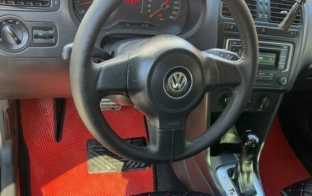 Volkswagen Polo VI (EU Market), 2013 год, 950 000 рублей, 16 фотография