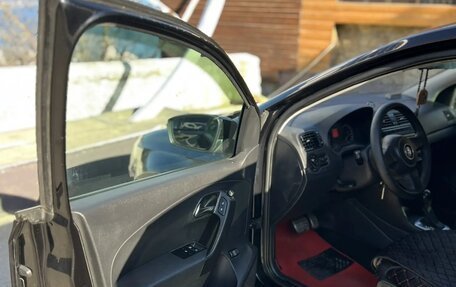 Volkswagen Polo VI (EU Market), 2013 год, 950 000 рублей, 18 фотография