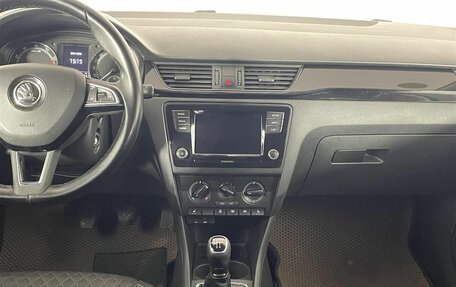 Skoda Rapid I, 2017 год, 830 000 рублей, 14 фотография