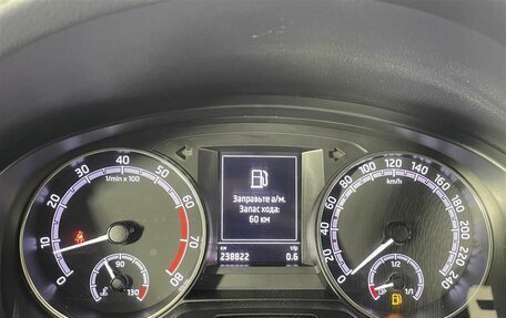 Skoda Rapid I, 2017 год, 830 000 рублей, 10 фотография