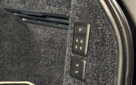 Land Rover Range Rover IV рестайлинг, 2019 год, 10 500 000 рублей, 13 фотография