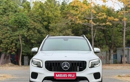 Mercedes-Benz GLB, 2022 год, 2 050 000 рублей, 2 фотография