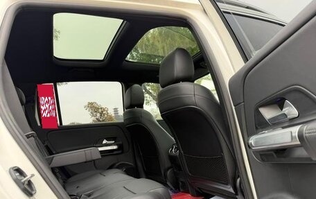 Mercedes-Benz GLB, 2022 год, 2 050 000 рублей, 11 фотография