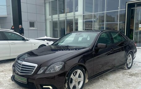 Mercedes-Benz E-Класс, 2011 год, 1 445 000 рублей, 1 фотография