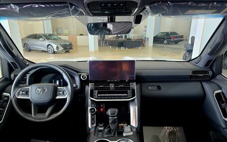 Toyota Land Cruiser, 2026 год, 15 800 000 рублей, 16 фотография