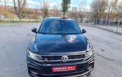Volkswagen Tiguan II, 2021 год, 3 990 000 рублей, 1 фотография