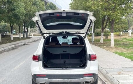 Mercedes-Benz GLB, 2022 год, 2 150 000 рублей, 15 фотография