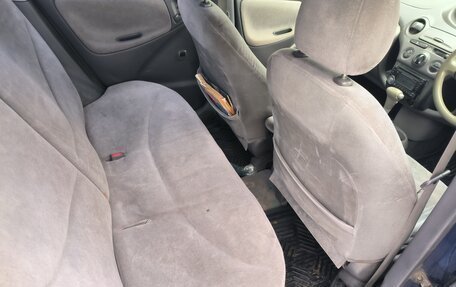 Toyota Platz, 2000 год, 285 000 рублей, 13 фотография