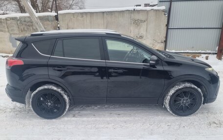 Toyota RAV4, 2017 год, 2 200 000 рублей, 7 фотография